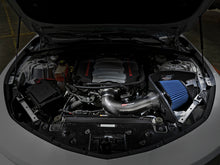 Cargar imagen en el visor de la galería, aFe 19-20 GM Trucks 5.3L/6.2L Track Series Sistema de admisión de aire frío de fibra de carbono con filtros Pro 5R