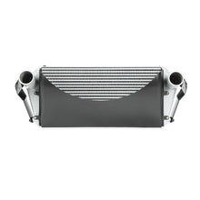Cargar imagen en el visor de la galería, Kit de intercooler Mishimoto 13+ Dodge Cummins 6.7L - Plata