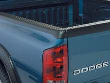 Cargar imagen en el visor de la galería, Bushwacker 02-08 Dodge Ram 1500 Fleetside Tapas para rieles de caja de 76,3 pulgadas, color negro