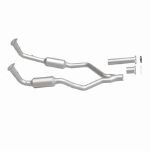 Cargar imagen en el visor de la galería, MagnaFlow Conv Direct Fit 90-93 Land Rover Range Rover 3.9L V8