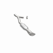 Cargar imagen en el visor de la galería, MagnaFlow Conv DF 98 Ford Expedición 5.4L
