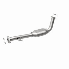 Cargar imagen en el visor de la galería, MagnaFlow Conv DF 03-06 Silverado SS Passenger Side OEM