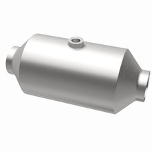 Cargar imagen en el visor de la galería, Magnaflow Catalytic Converter Universal 10in Length 5in Conv Width 2in In / 2in Out Conv Diameter