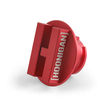 Cargar imagen en el visor de la galería, Mishimoto 05-16 Ford Mustang Hoonigan Tapa de llenado de aceite - Rojo