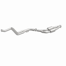 Cargar imagen en el visor de la galería, MagnaFlow Conv DF 94-97 MercedeS C280 2.8L