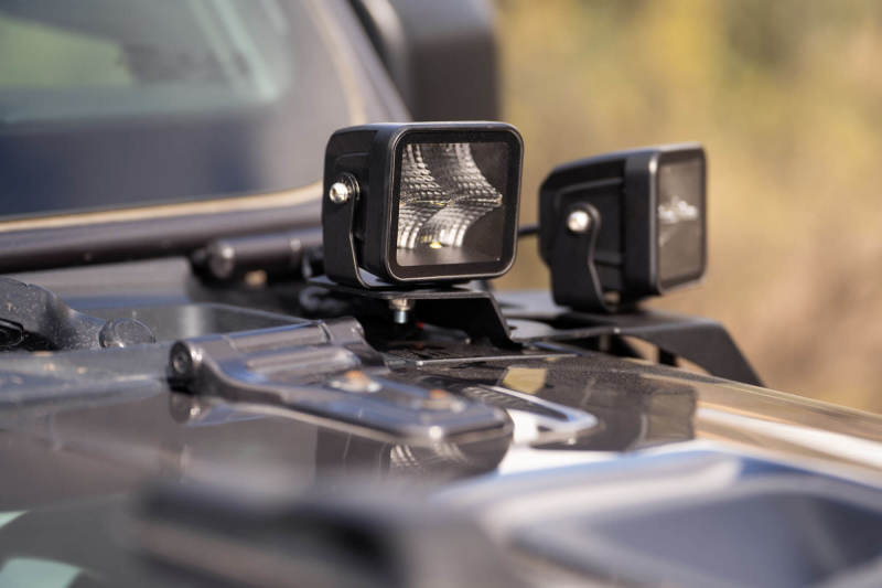 DV8 Offroad 18-22 Jeep Gladiator JT Soporte de barra de luz de capó