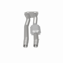 Cargar imagen en el visor de la galería, MagnaFlow Conv DF 96-97 7.4L 3500 Truck Rear