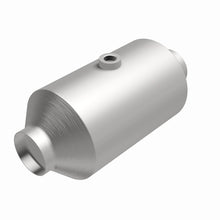 Cargar imagen en el visor de la galería, Magnaflow Catalytic Converter Universal 10in Length 5in Conv Width 2in In / 2in Out Conv Diameter