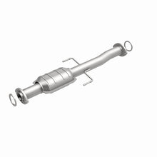 Cargar imagen en el visor de la galería, MagnaFlow Conv DF 02-03 Toyota Tacoma 2.4L