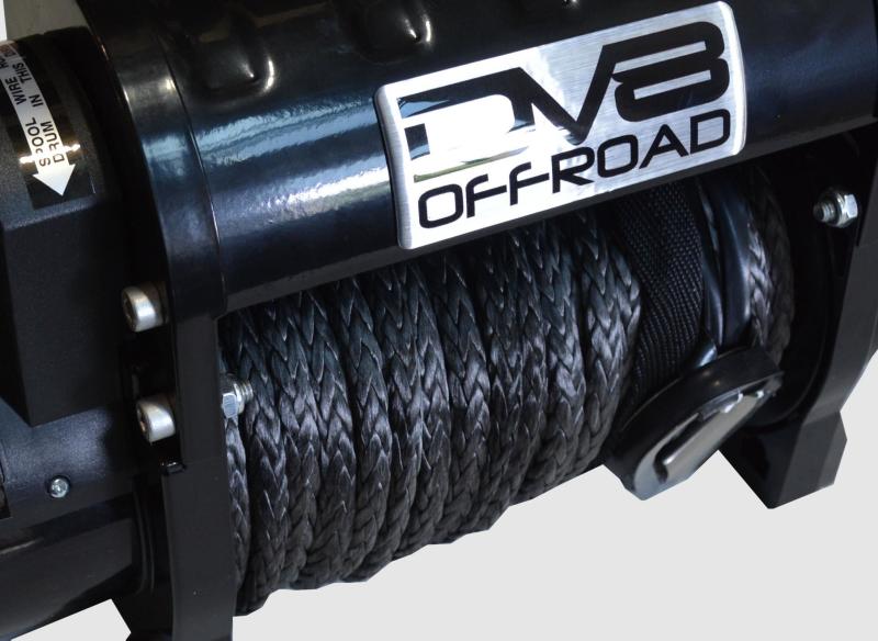 Cabrestante DV8 Offroad de 12000 LB con cable sintético y control remoto inalámbrico - Negro