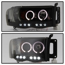 Cargar imagen en el visor de la galería, Spyder Dodge Ram 1500 02-05 03-05 Projector Headlights LED Halo LED Blk Smke PRO-YD-DR02-HL-BSM