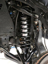 Cargar imagen en el visor de la galería, ICON 2011+ Ford Ranger T6 1-3in 2.5 Series Shocks VS IR Coilover Kit