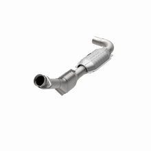 Cargar imagen en el visor de la galería, MagnaFlow Conv DF 99-00 Ford F-150 4.2L 50S