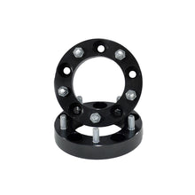 Cargar imagen en el visor de la galería, Rugged Ridge Wheel Spacers 1.25 Inch 5 x 4.5-In Bolt Pattern