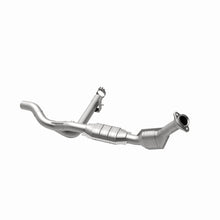 Cargar imagen en el visor de la galería, MagnaFlow Conv DF 01 Ford F150 5.4L