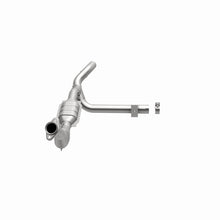 Cargar imagen en el visor de la galería, MagnaFlow Conv DF 01 Ford F150 5.4L