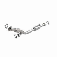 Cargar imagen en el visor de la galería, MagnaFlow Conv DF 02-03 Saturn Vue 3.0L Rear