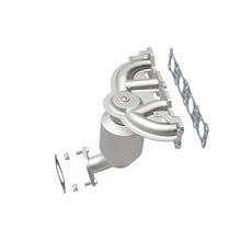 Cargar imagen en el visor de la galería, MagnaFlow Conv Direct Fit 11-13 Kia Sorento 2.4L Manifold