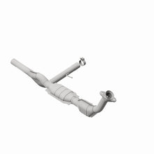 Cargar imagen en el visor de la galería, MagnaFlow Conv DF 04-06 Ford F-150 Pick Up (Exc Heritage) / 06 Lincoln Mark LT Truck Passenger Side