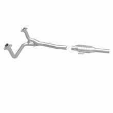 Cargar imagen en el visor de la galería, MagnaFlow Conv DF 84-95 Ford Truck 5.0L CA