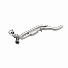Cargar imagen en el visor de la galería, MagnaFlow Conv DF 96-97 Camaro 5.7L P/S