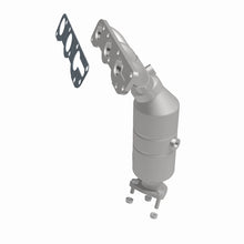 Cargar imagen en el visor de la galería, MagnaFlow Conv DF 04-05 Suz Verona2.5 Manifold Front