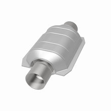 Cargar imagen en el visor de la galería, MagnaFlow Conv Univ 2.25inch OBDII Front 50State
