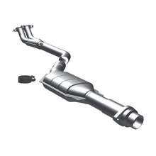 Cargar imagen en el visor de la galería, MagnaFlow Conv DF 1991 BMW 318I 1.8L