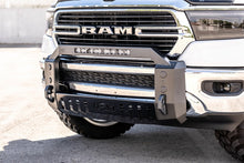 Cargar imagen en el visor de la galería, N-Fab HVM Bull Bar 19-23 Dodge Ram 1500 - Tex. Black