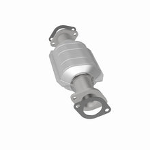 Cargar imagen en el visor de la galería, MagnaFlow Catalytic Converter DF 98-00 Nissan Frontier 2.4L Rear