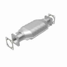 Cargar imagen en el visor de la galería, MagnaFlow Conv DF Chevrolet-Isuzu 82 8