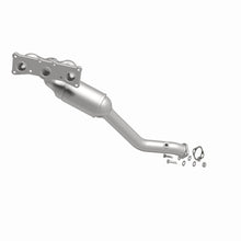 Cargar imagen en el visor de la galería, MagnaFlow Direct-Fit SS Catalytic Converter 07-13 BMW 328i L6 3.0LGAS