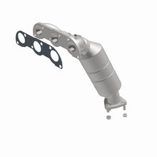 Cargar imagen en el visor de la galería, MagnaFlow Conv DF 04-05 Suz Verona2.5 Manifold Rear