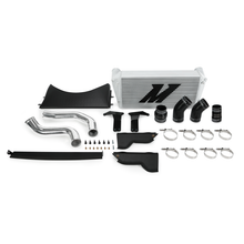 Cargar imagen en el visor de la galería, Kit de intercooler Mishimoto 13+ Dodge Cummins 6.7L - Plata