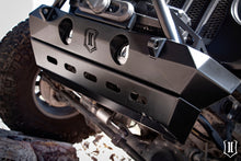 Cargar imagen en el visor de la galería, ICON 2018+ Jeep Wrangler JL / 2020+ JT Protector de parachoques delantero Pro-Series