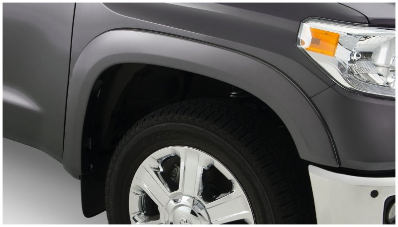 Bushwacker 16-18 Toyota Tundra Fleetside OE Style Bengalas - 4 piezas - Gris magnético