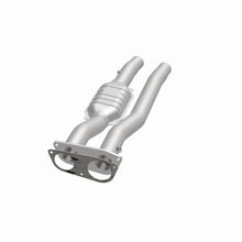 Cargar imagen en el visor de la galería, MagnaFlow Conv DF 96-97 7.4L 3500 Truck Rear