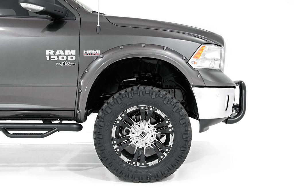 dodge-16-ram1500-gray-studio-fd10911-front.jpg