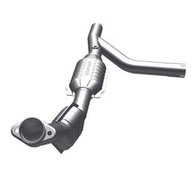 Cargar imagen en el visor de la galería, MagnaFlow Conv DF 97-99 Ford Vans 4.6L