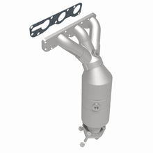 Cargar imagen en el visor de la galería, MagnaFlow Conv DF 04-05 Suz Verona2.5 Manifold Front