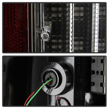 Cargar imagen en el visor de la galería, Spyder Ford F150 18-19 - Light Bar LED Tail Lights - All Black ALT-YD-FF15018-LED-BKV2