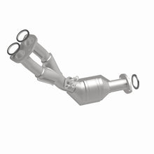 Cargar imagen en el visor de la galería, MagnaFlow Conv DF 01-04 Tacoma 2.7L front 49S