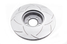 Cargar imagen en el visor de la galería, DBA 12-20 BMW Serie 1 y 3 (F20/F30) Rotores delanteros ranurados Serie 4000
