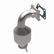 Cargar imagen en el visor de la galería, Magnaflow Conv DF 10-11 Equinox 3.0L Underbody