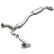 Cargar imagen en el visor de la galería, MagnaFlow Conv DF 00-05 Chevy Blazer / 00-05 GMC Jimmy / 00-01 Olds Bravada 4.3L 4dr 2WD