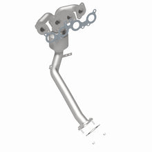 Cargar imagen en el visor de la galería, MagnaFlow Conv DF 05-11 Volvo XC90 4.4L Front