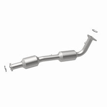 Cargar imagen en el visor de la galería, Magnaflow 07-18 Toyota Tundra 5.7L CARB Compliant Direct-Fit Catalytic Converter