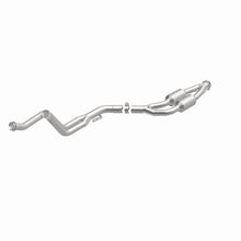 Cargar imagen en el visor de la galería, MagnaFlow Conv DF 94-97 MercedeS C280 2.8L