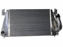 Cargar imagen en el visor de la galería, aFe Bladerunner Intercoolers I/C GM Diesel Camiones 06-10 V8-6.6L (td) LBZ/LMM