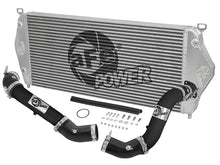Cargar imagen en el visor de la galería, Intercooler aFe BladeRunner con tubos negros 16-17 Nissan Titan XD V8 5.0L (td)